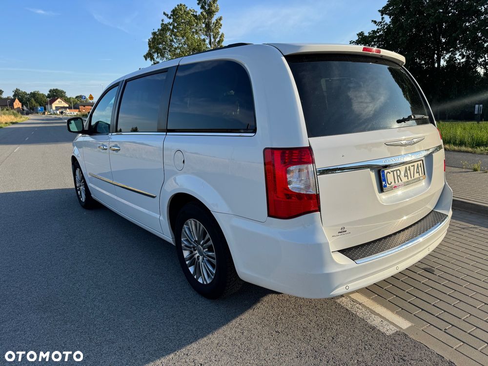Chrysler Town & Country 3.6 Touring - 5