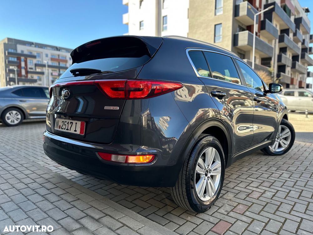 Kia Sportage 1.7 CRDI 2WD ISG Aut. Dream-Team Edition - 4