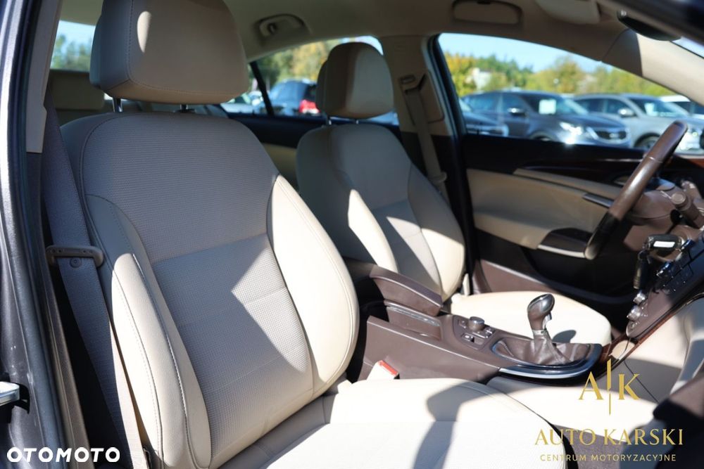 Opel Insignia - 37
