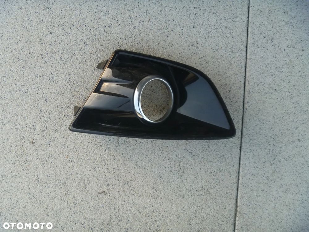 FORD C MAX MK2 2010- 2015 LEWA KRATKA ZDERZAKA ZAŚLEPKA HALOGENU ORYGINAŁ AM51-R19953-BA - 1