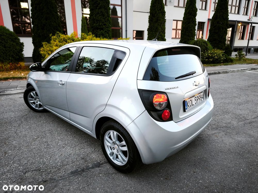 Chevrolet Aveo 1.4 16V LT - 5