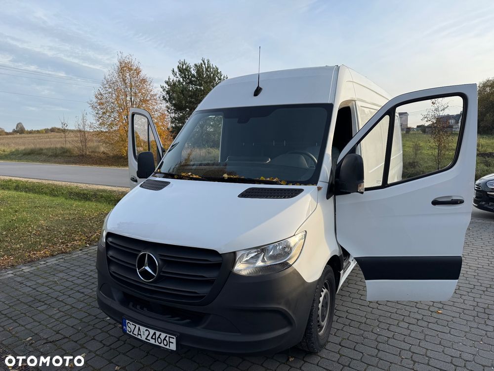 Mercedes-Benz Sprinter - 5