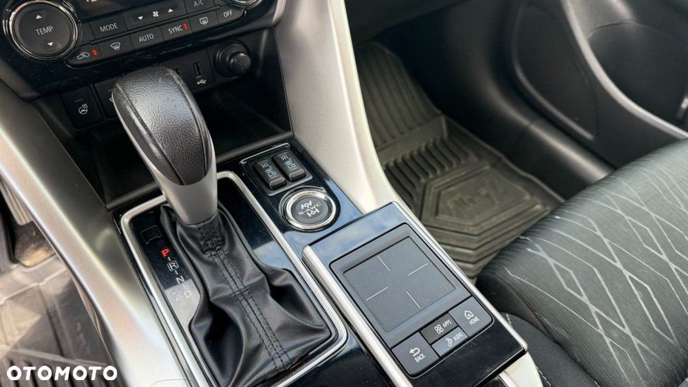 Mitsubishi Eclipse Cross - 13