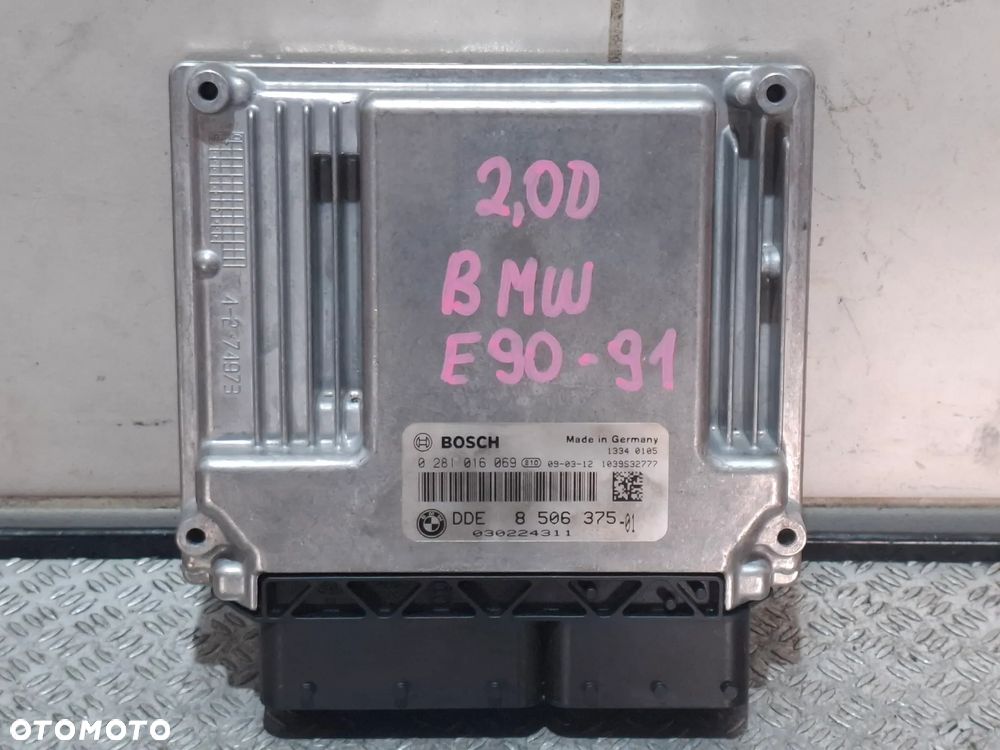 Komputer sterownik BMW E90 E91 2009 rok lift 2,0 D nr 0281016069 - 1