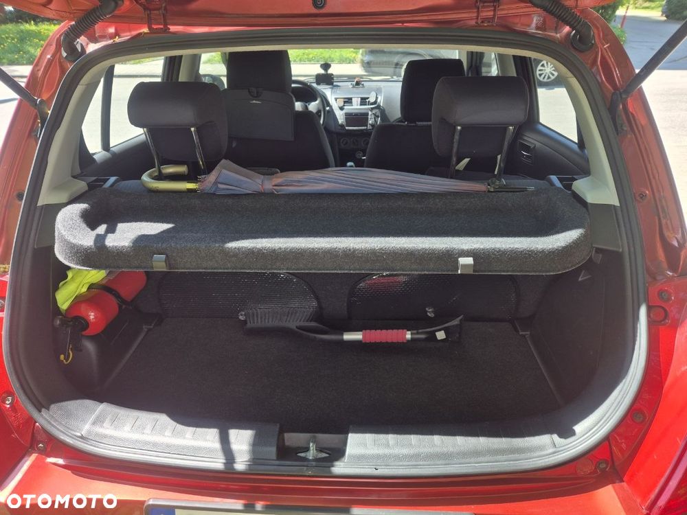 Suzuki Swift - 4