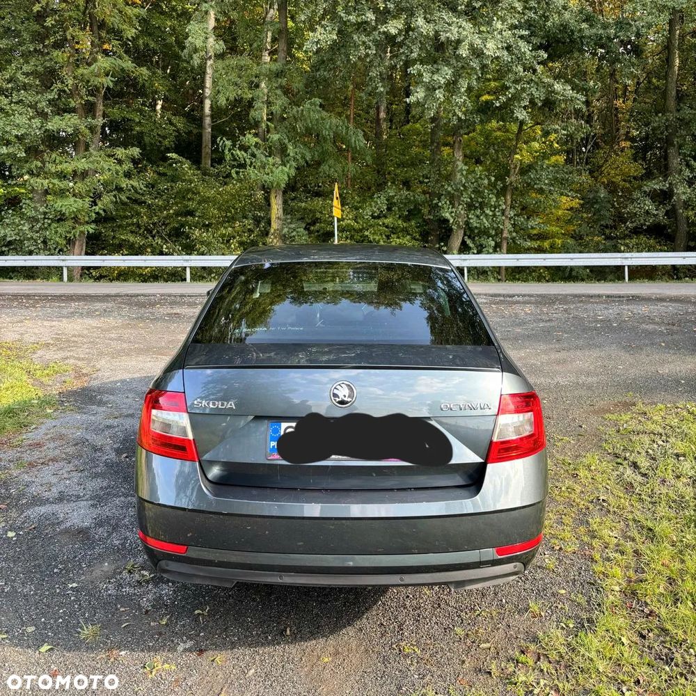 Skoda Octavia 1.8 TSI Style DSG - 2