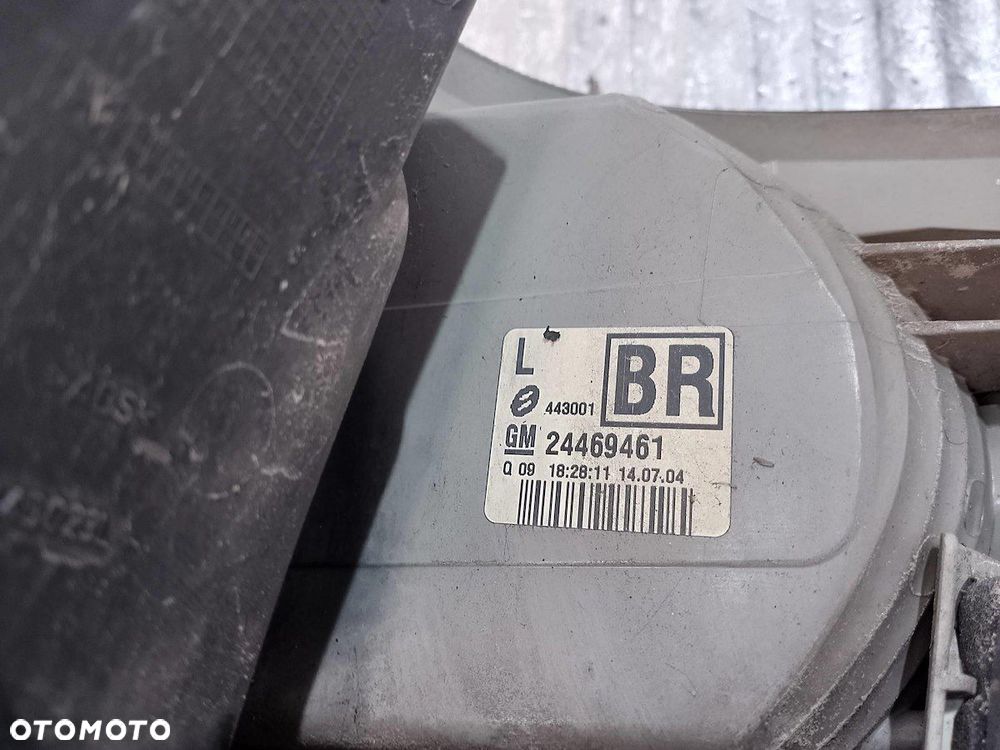 LAMPA TYLNA LEWA OPEL VECTRA C 24469461  24469461  13184022 KOMBI - 7
