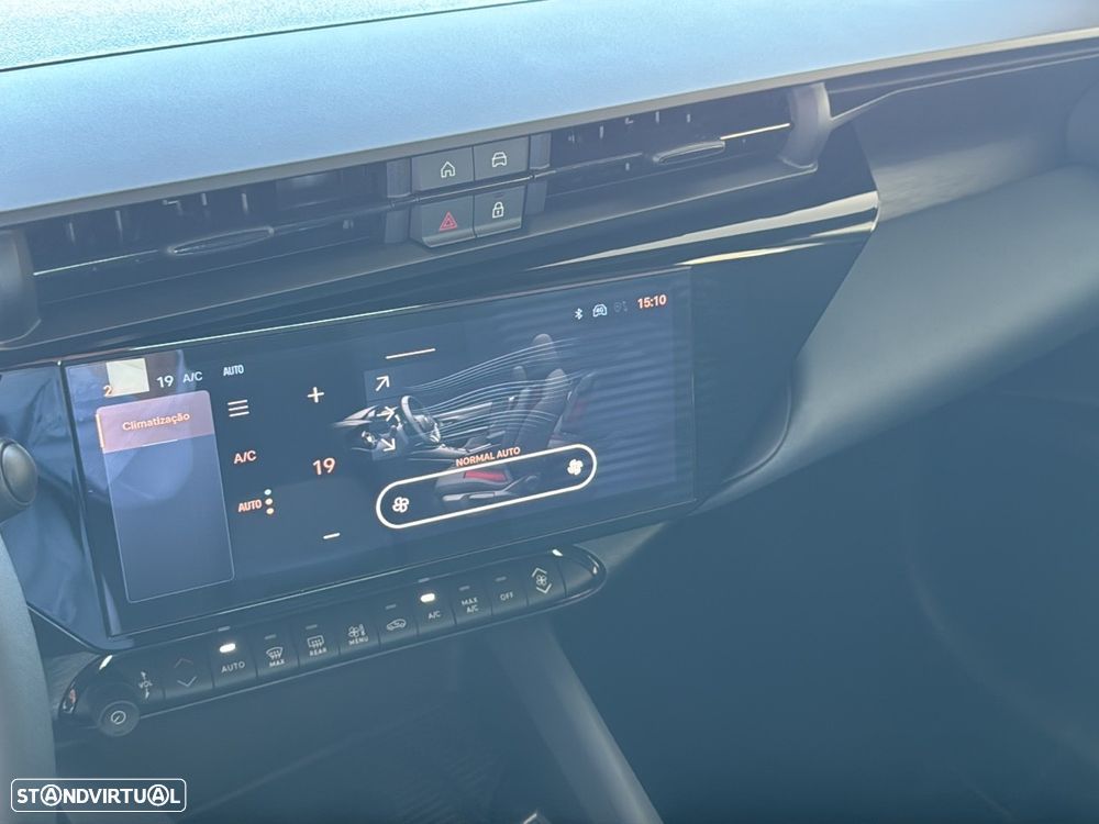 Alfa Romeo Junior 1.2 eDCT6 - 19