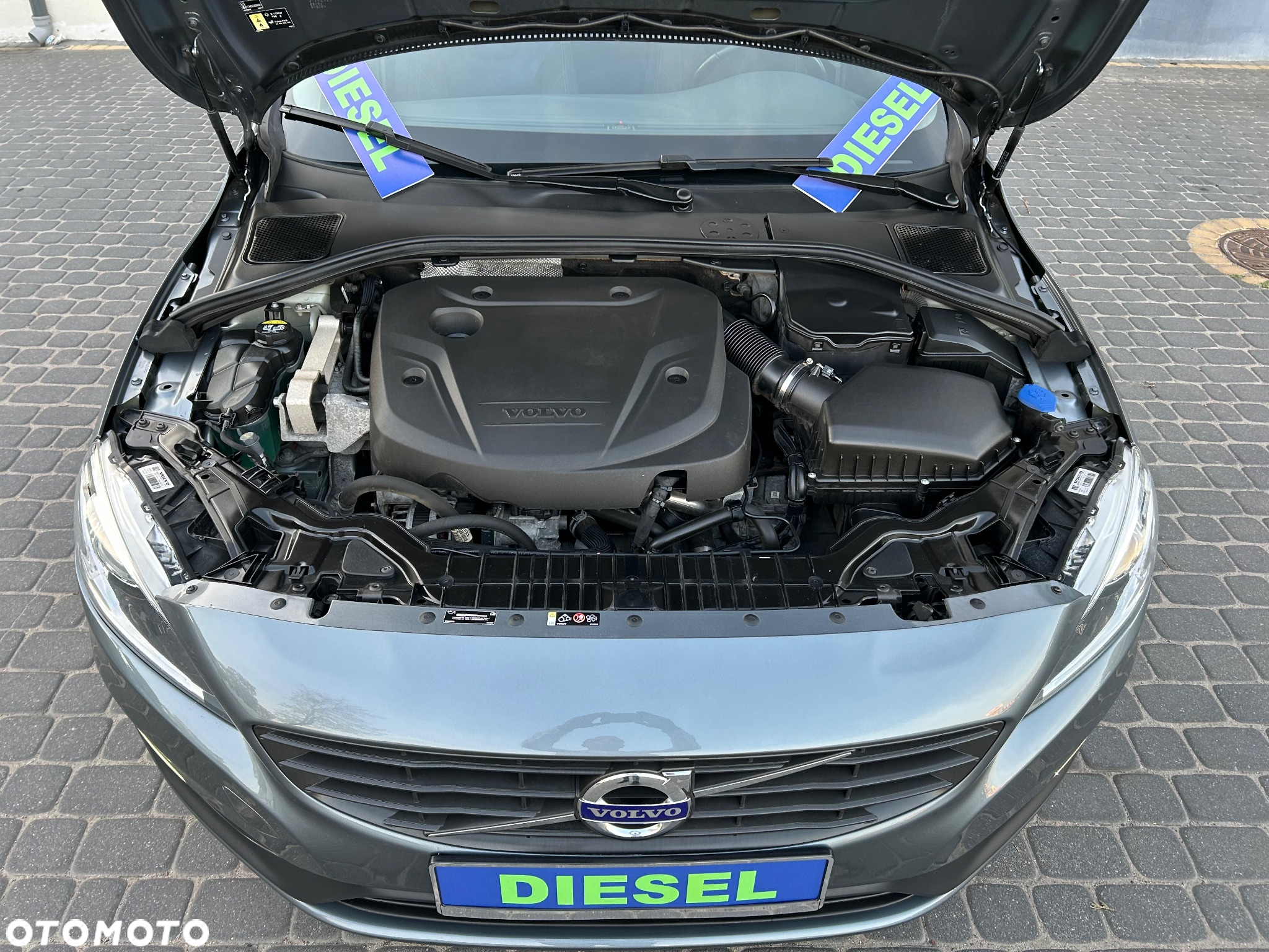 Volvo V60 D2 Drive-E Dynamic Edition (Momentum) - 11
