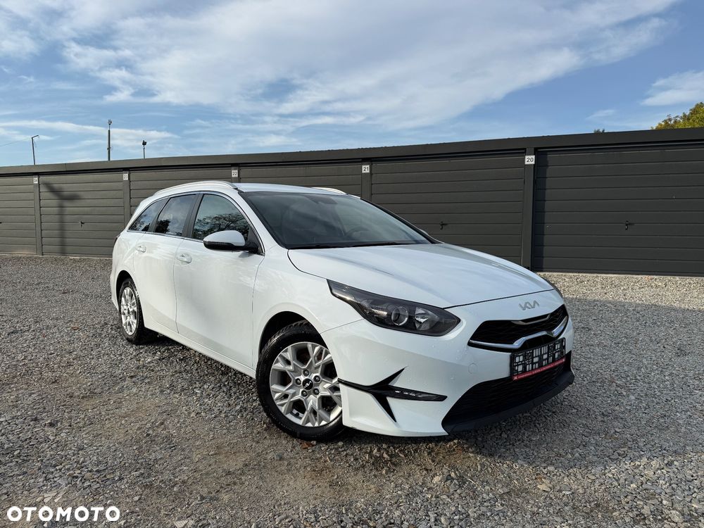 Kia Ceed 1.6 CRDi (48V Mild-Hybrid) Platinum - 4