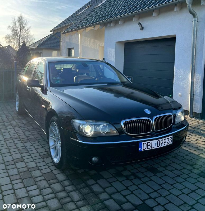 BMW Seria 7 740i L - 1