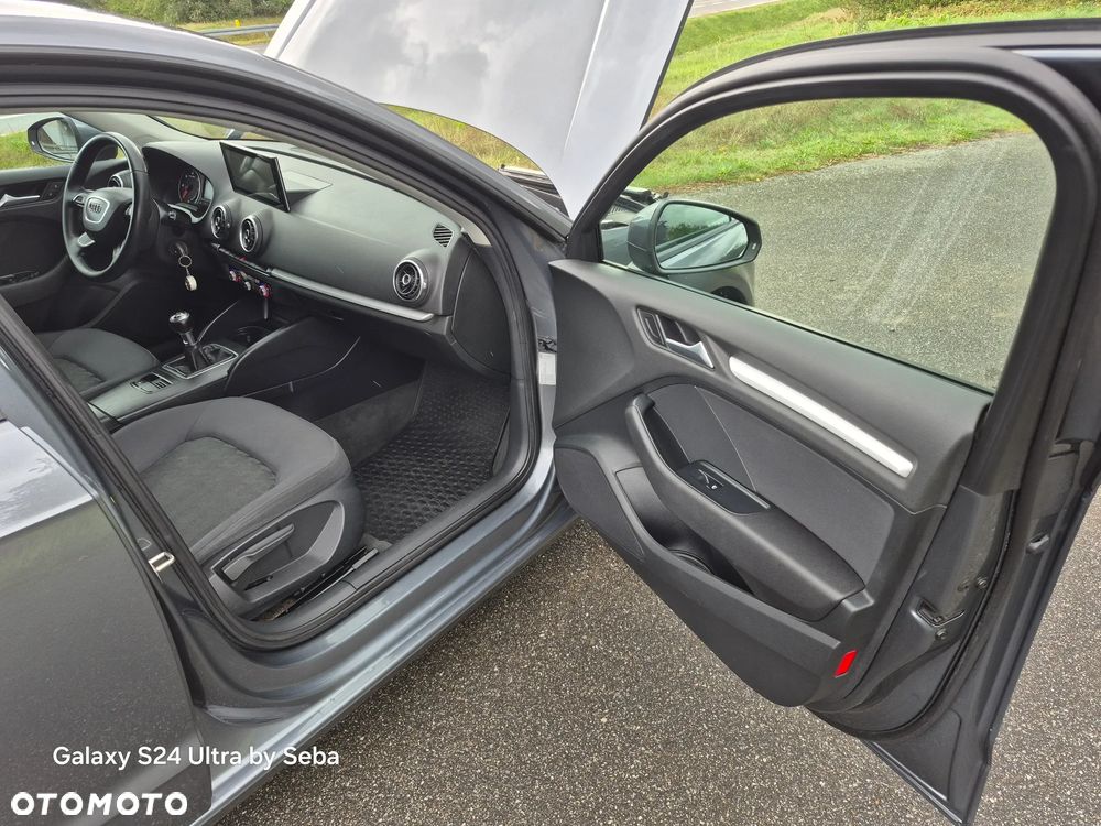 Audi A3 Sportback 1.6 TDI Ambition - 23