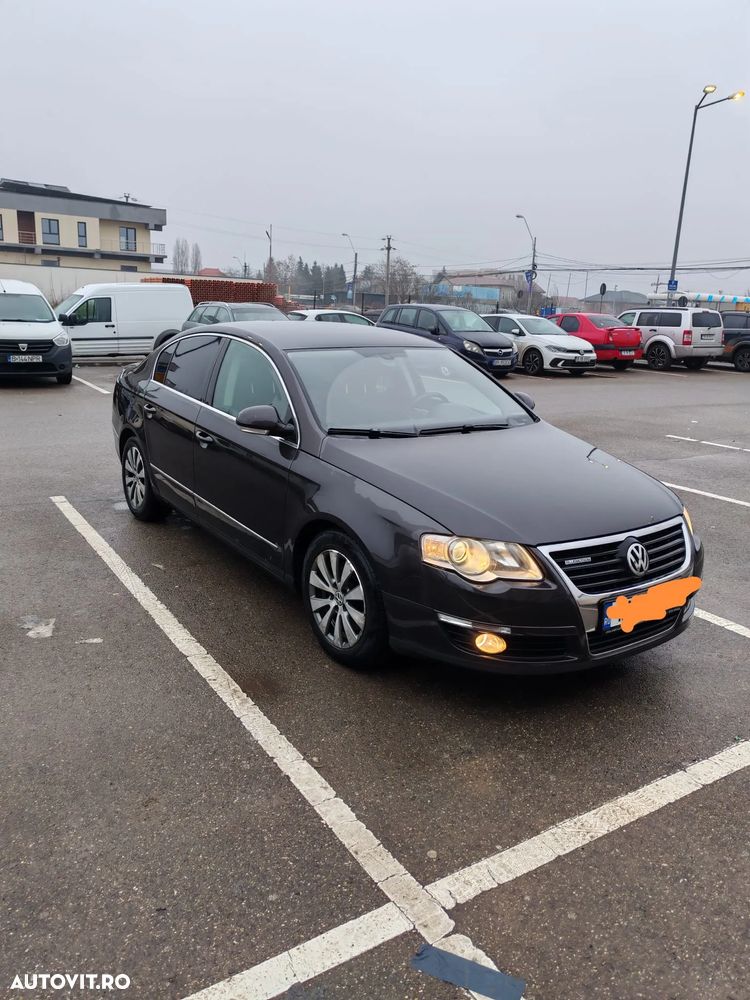 Volkswagen Passat 2.0 TDI Comfortline DPF BlueMotion Technology - 1