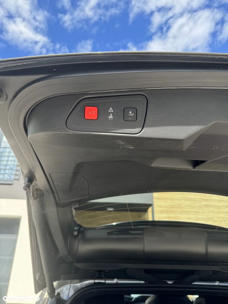 Peugeot 3008 2.0 BlueHDi Allure S&S - 20