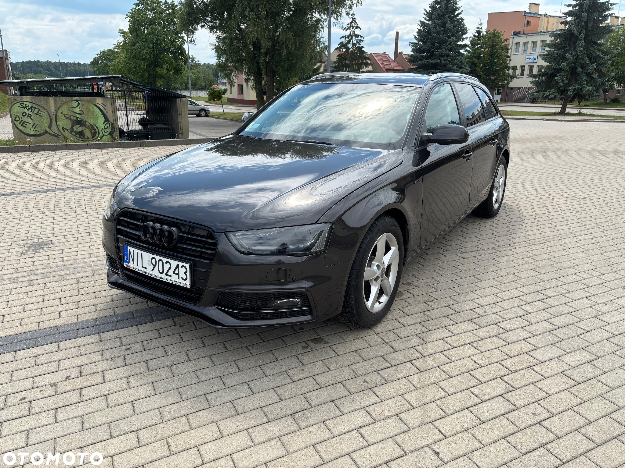 Audi A4 2.0 TDI DPF S line Sportpaket - 8