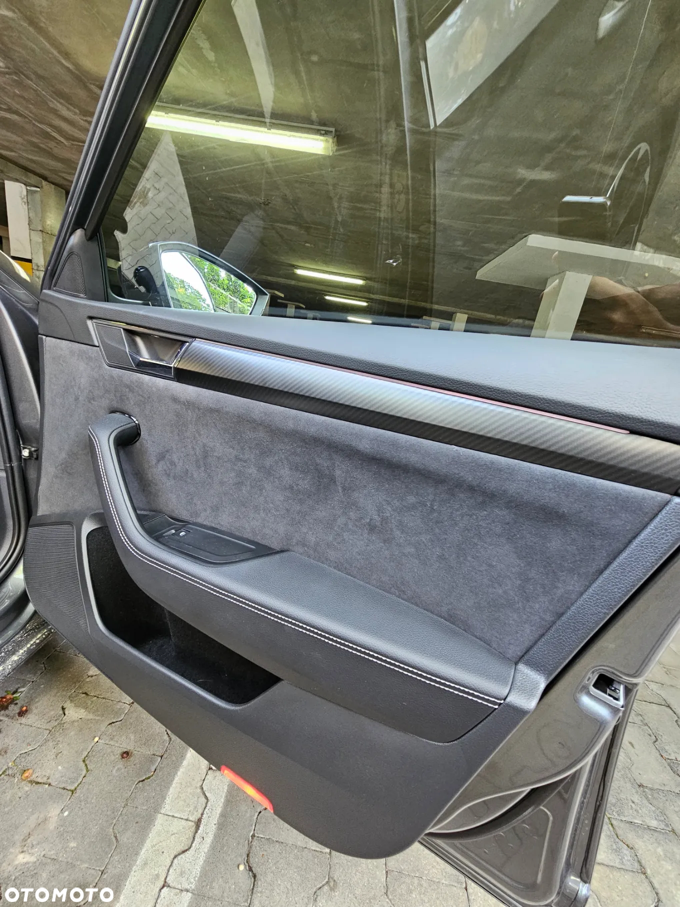 Skoda Superb 2.0 TSI Sportline DSG - 24