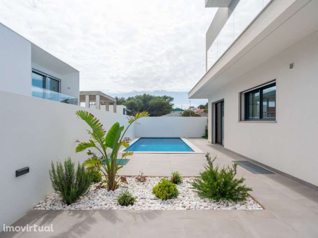 Moradia T4 com jardim e piscina em Murches - Grande imagem: 4/35
