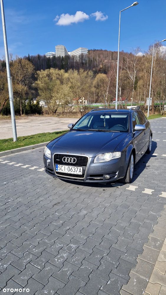 Audi A4 Avant 2.0 TDI DPF quattro - 1