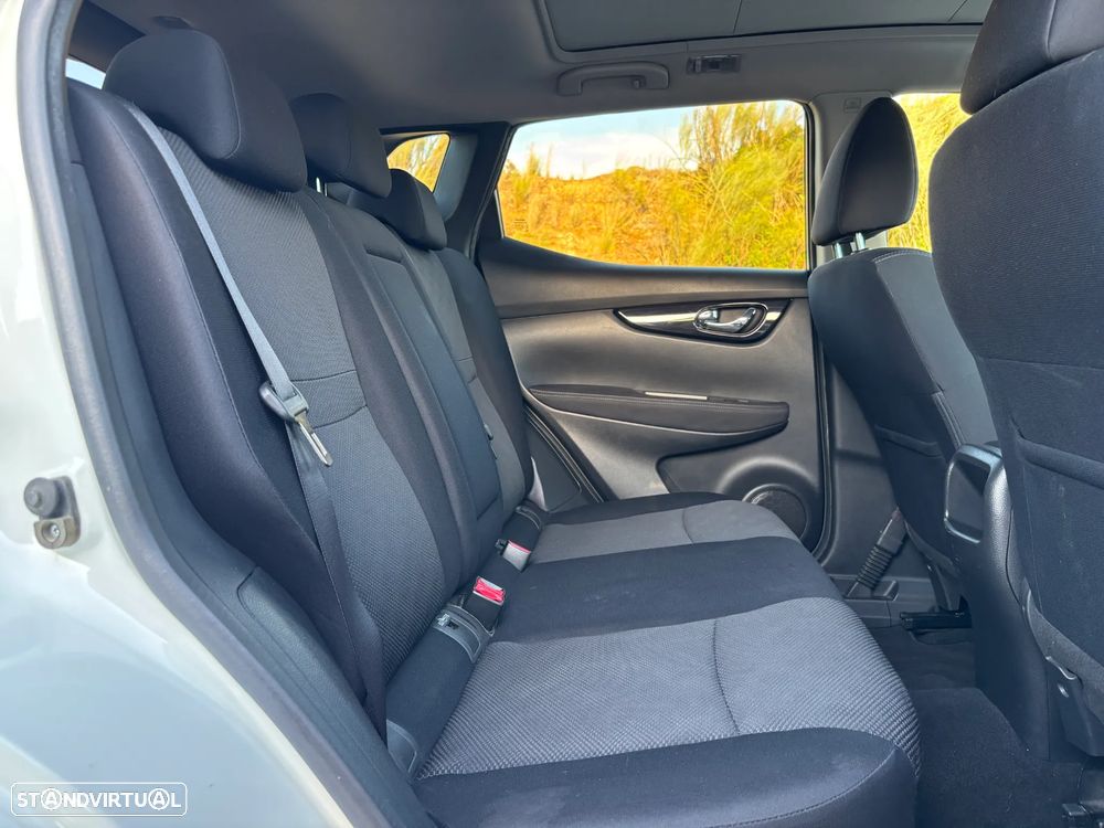 Nissan Qashqai 1.5 dCi N-Connecta 18 RS+PS - 28