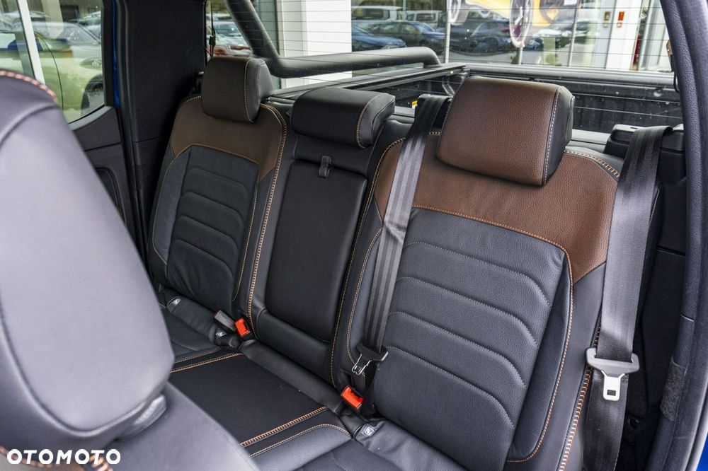 Volkswagen Amarok - 25