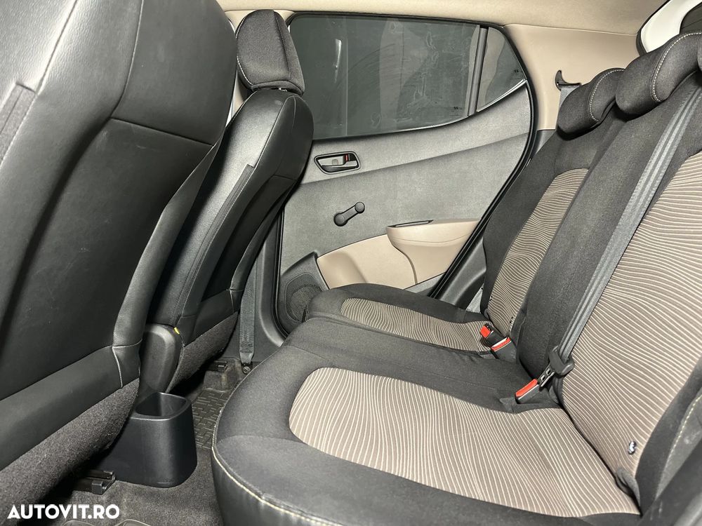 Hyundai i10 1.0 5DR Comfort+ - 12