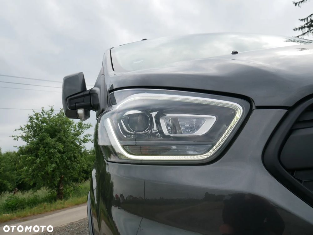 Ford Tourneo Custom 320 L2H1 VA Autm Titanium - 14
