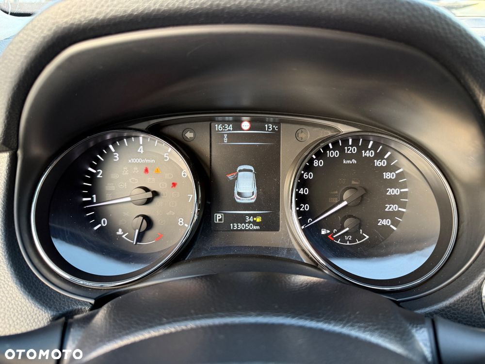 Nissan Qashqai - 23