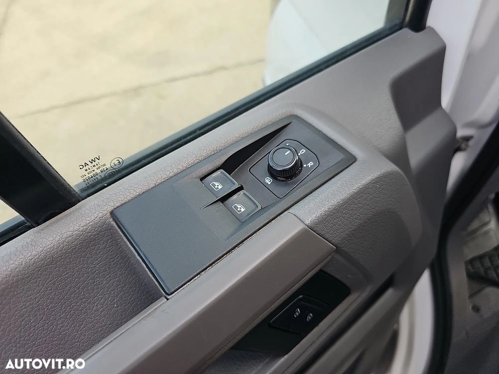 Volkswagen Crafter - 10