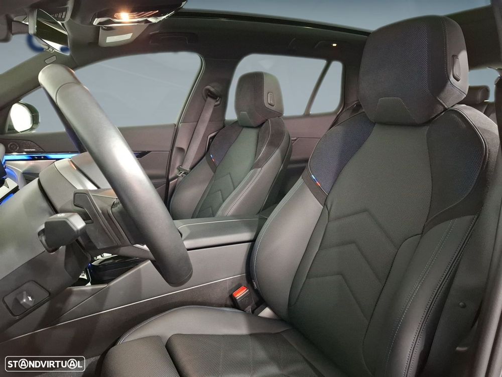 BMW i5 eDrive40 Pack Desportivo M - 11