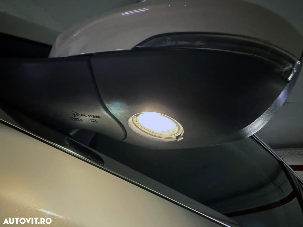 Ford Focus Turnier 1.5 EcoBlue Start-Stopp-System Aut. TREND - 14