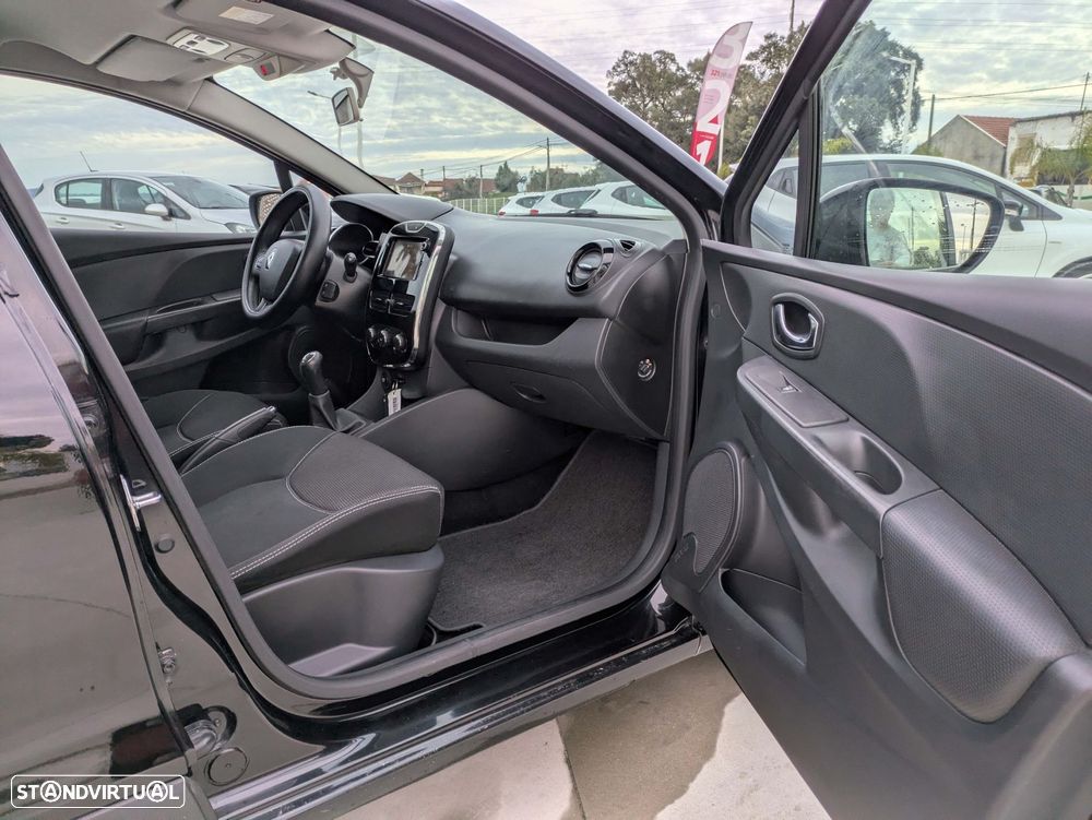 Renault Clio Sport Tourer 0.9 TCE Dynamique S - 13