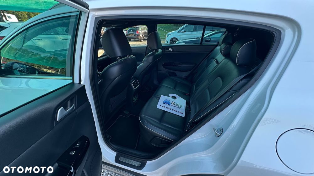 Kia Sportage 1.6 T-GDI AWD GT LINE - 19