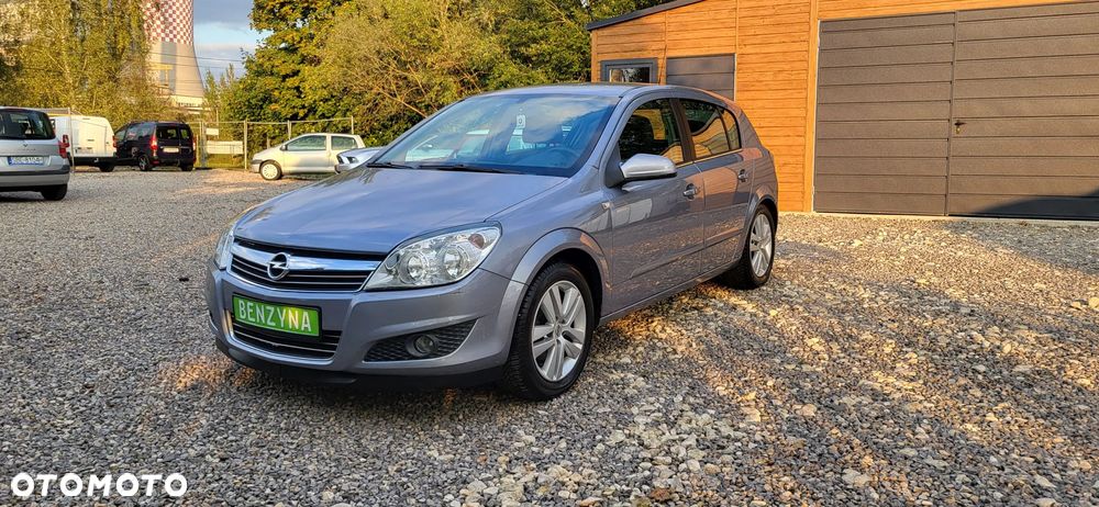 Opel Astra III 1.6 Enjoy - 29