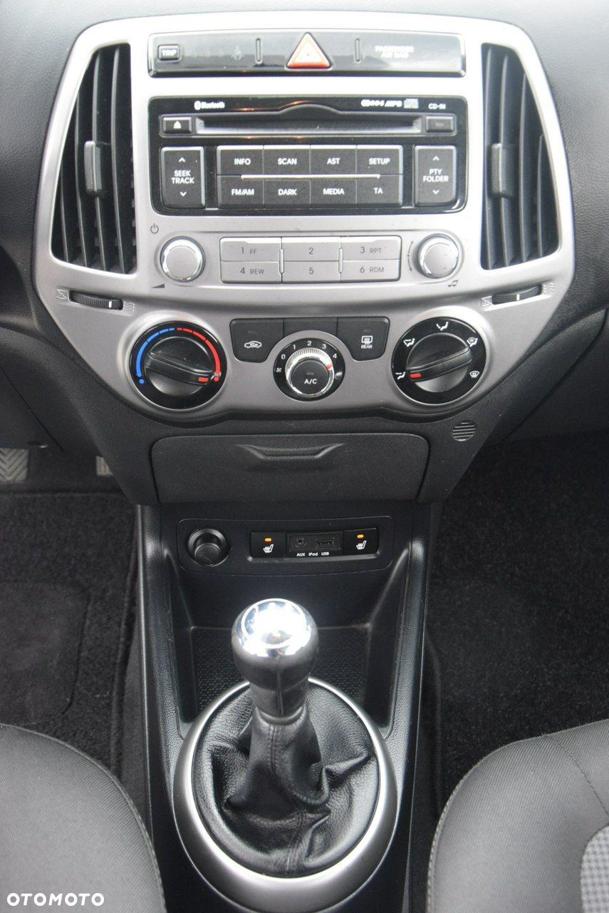 Hyundai i20 1.25 Wersja Jubileuszowa - 25