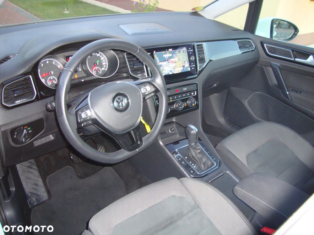 Volkswagen Golf Sportsvan - 10