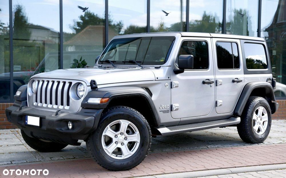 Jeep Wrangler - 4
