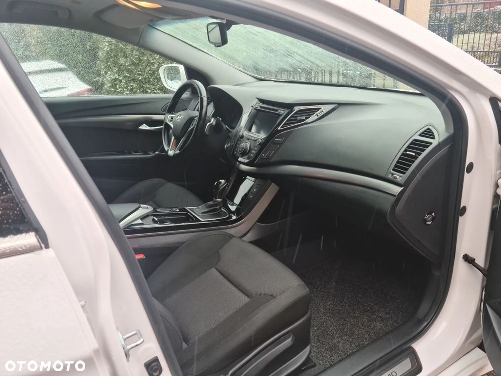 Hyundai i40 1.7 CRDi Automatik Premium - 24