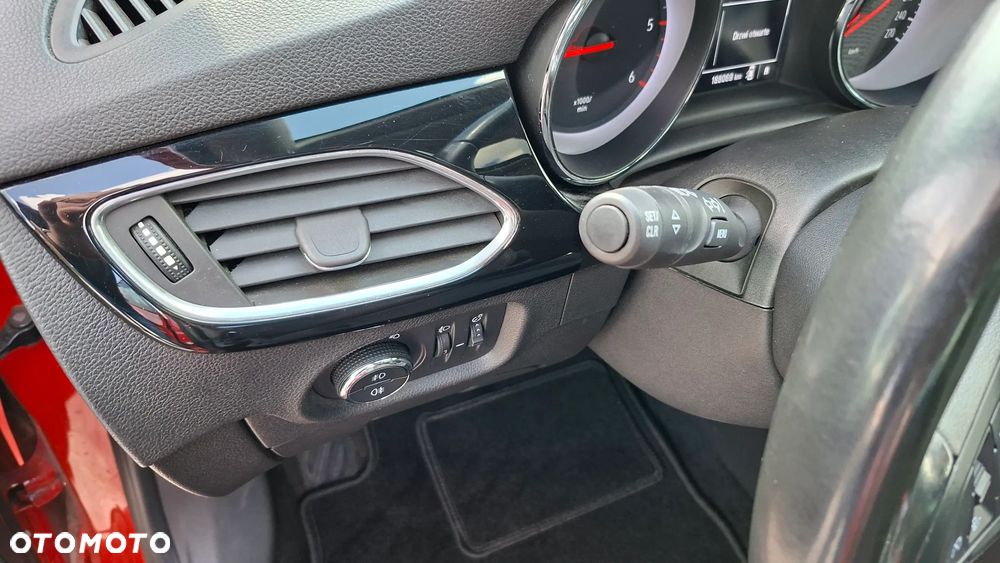Opel Astra 1.6 D Automatik Start/Stop Edition - 33