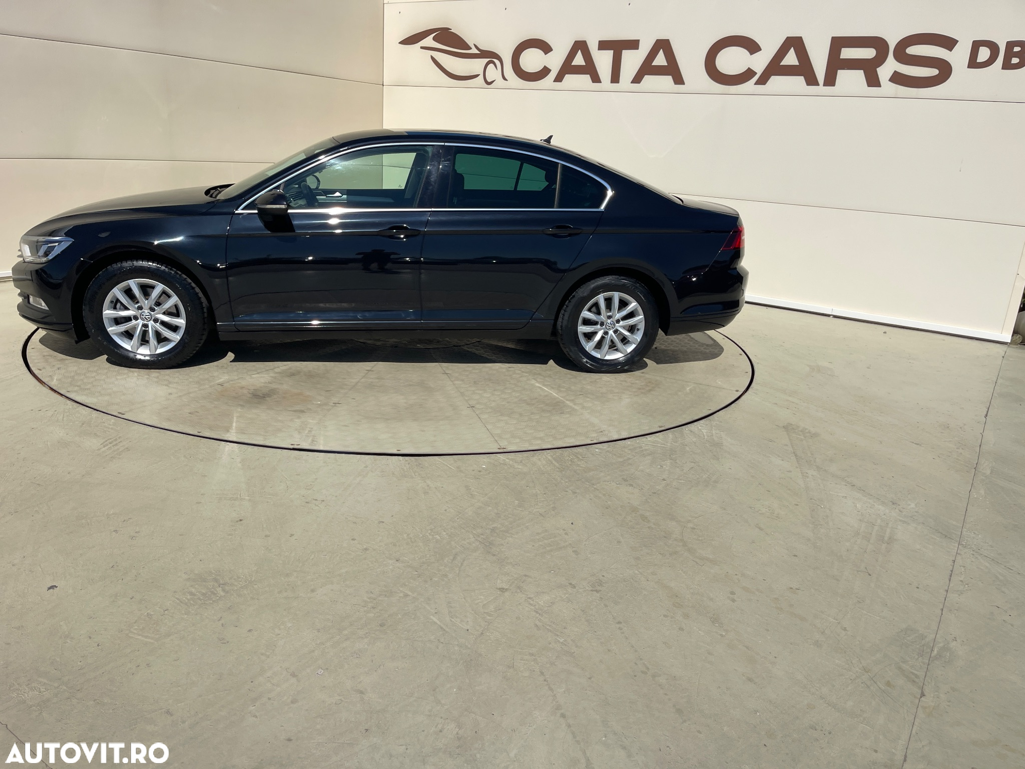 Volkswagen Passat - 7