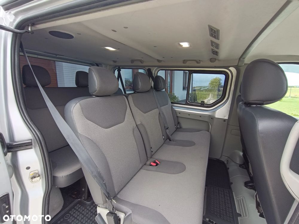Renault Trafic L1H1 Passenger Lux - 19
