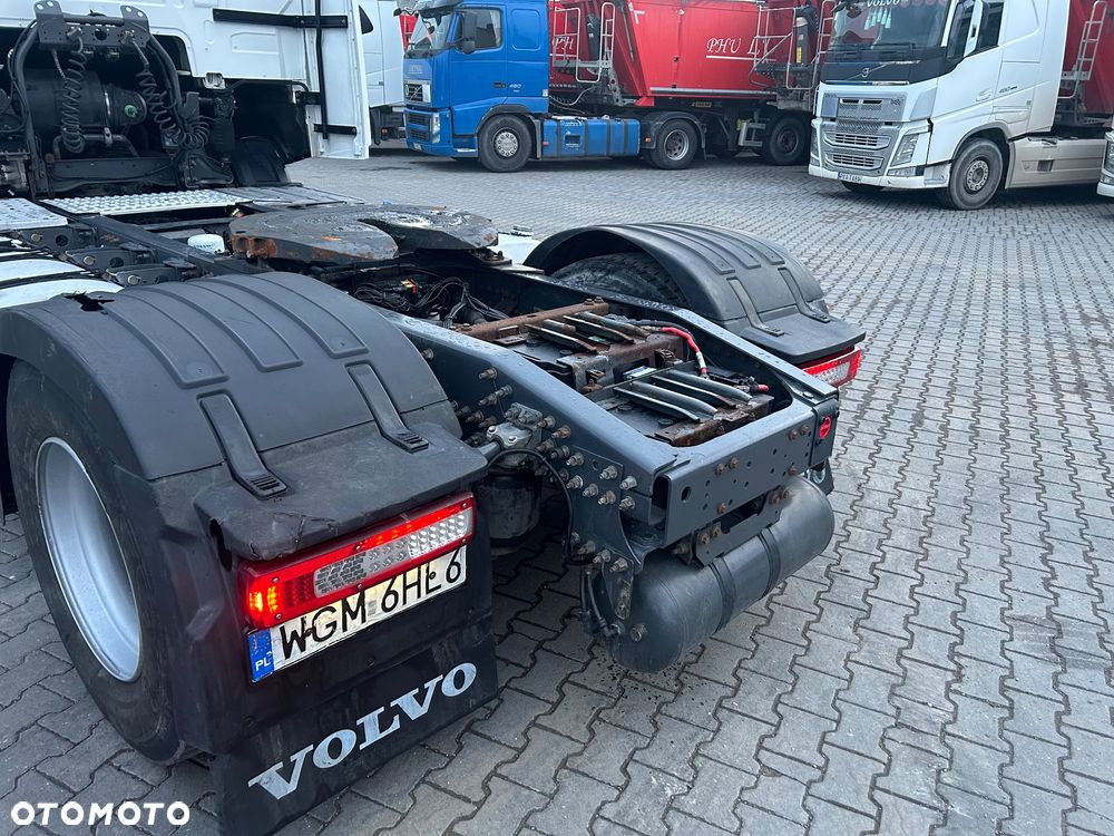 Volvo - 9