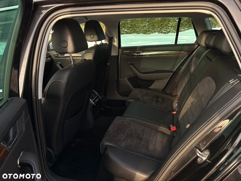 Skoda Superb 2.0 TSI 4x4 Scout DSG - 5