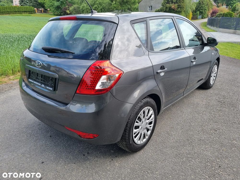 Kia Ceed 1.6 CVVT Vision - 8