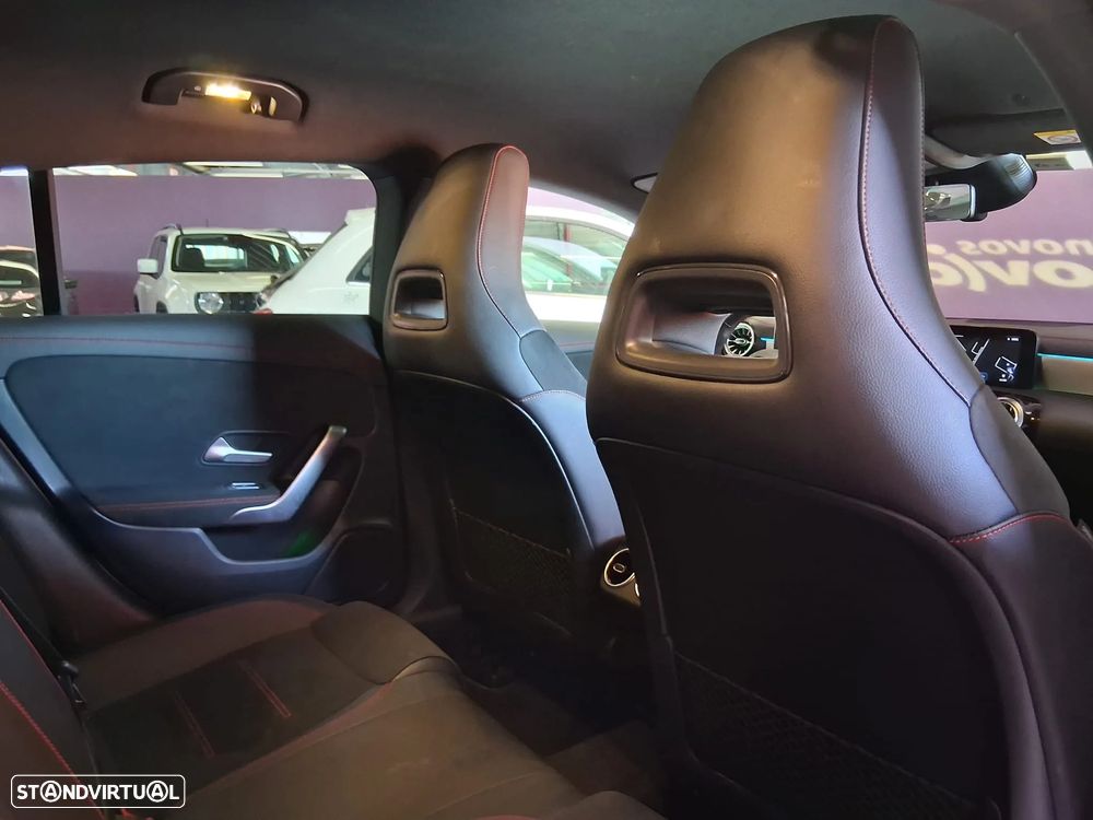 Mercedes-Benz CLA 180 - 6