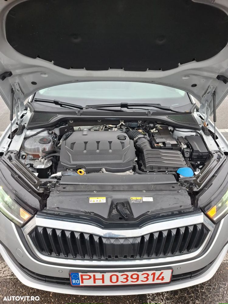 Skoda Octavia Combi 2.0 TDI DSG Clever - 3