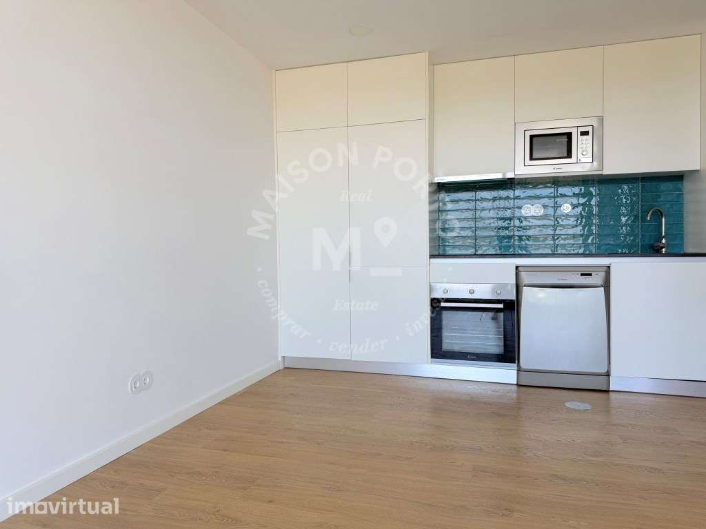 Apartamento T1 com Varanda em Condomínio Privado com Piscina e Giná... - Grande imagem: 4/21