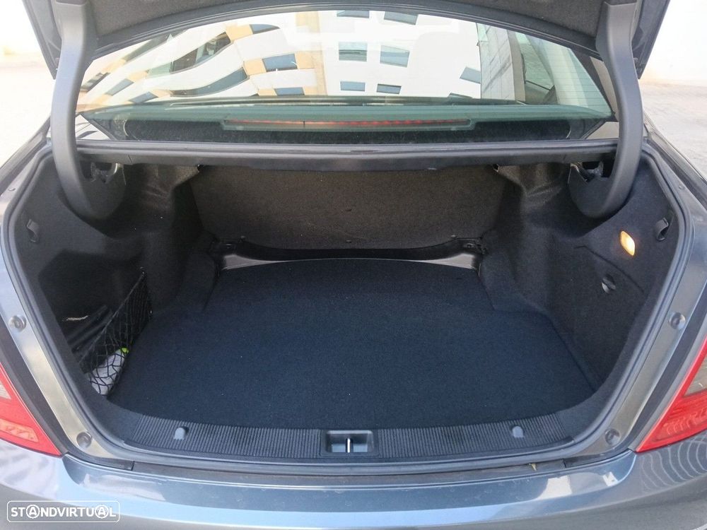 Mercedes-Benz C 200 CDI Avantgarde BlueEfficiency - 24