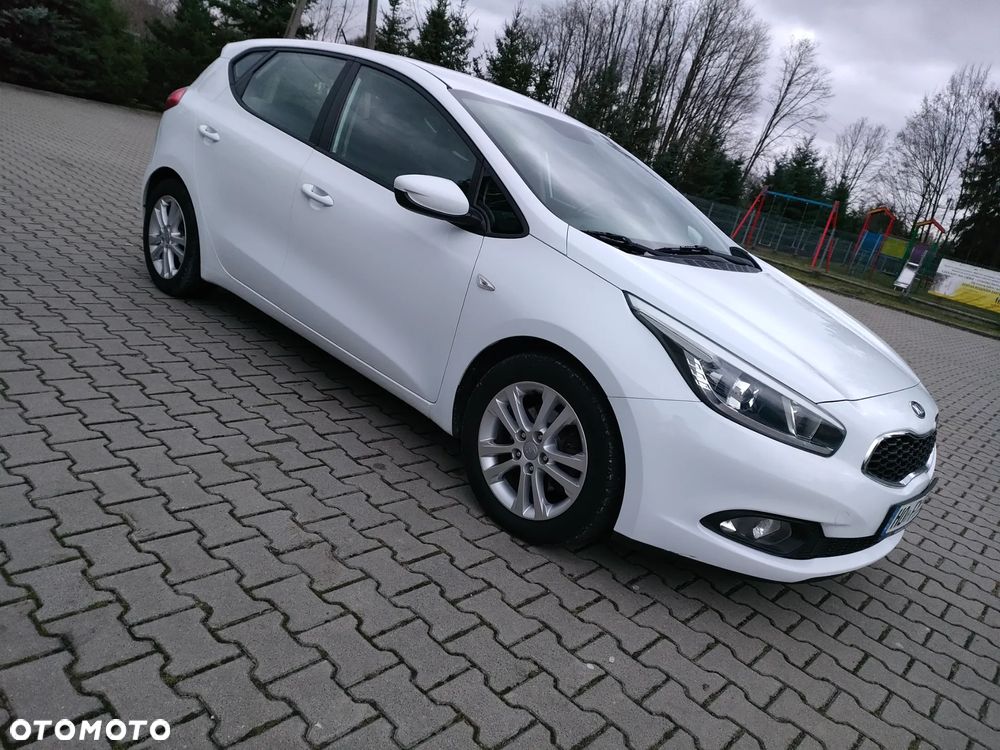 Kia Ceed - 7