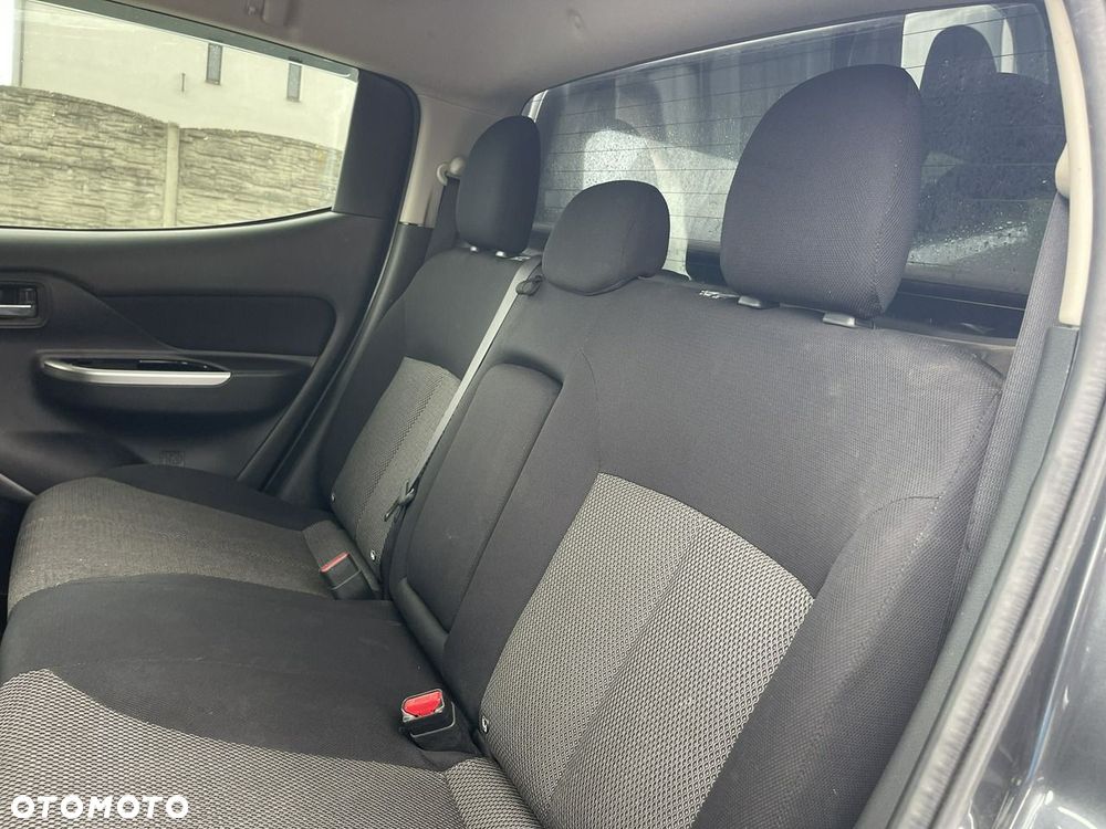 Mitsubishi L200 Pick Up 4x4 S&S Double Cab Basis - 11