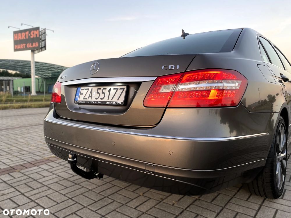 Mercedes-Benz Klasa E 200 CDI BlueEff Avantgarde - 9